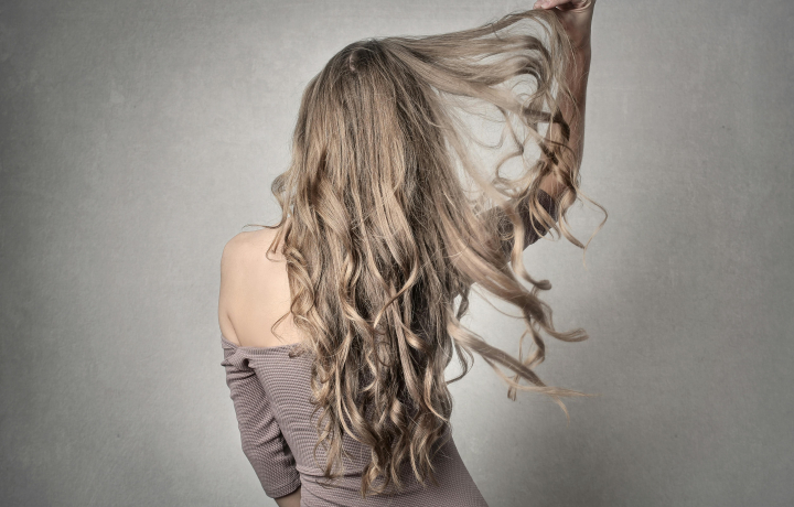 Alopecia areata-Ön mikor vette észre?